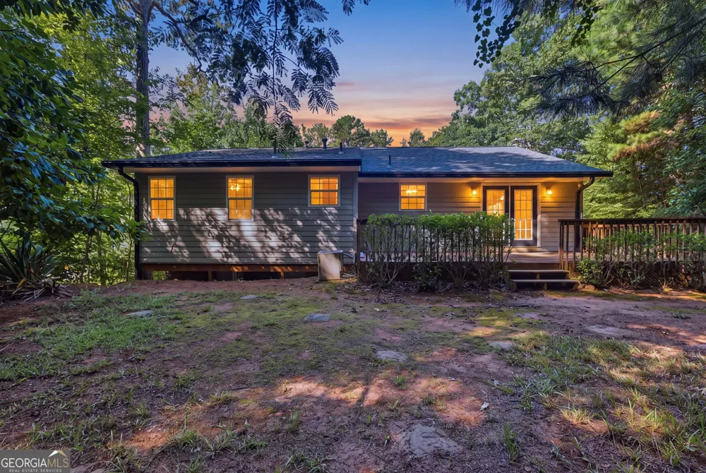 135 Andrews RD Toccoa, GA 30577