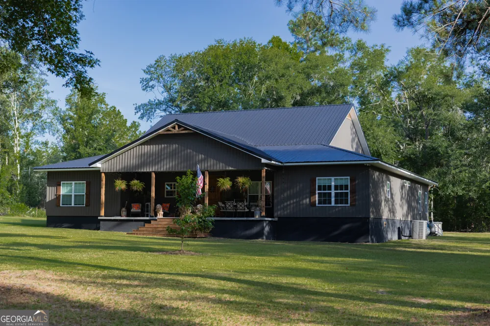 2955 Ga Highway 56 E Lyons, GA 30436