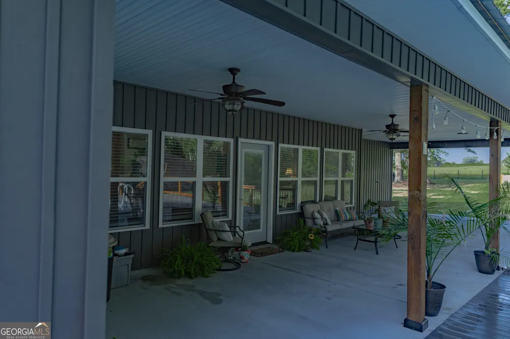 2955 Ga Highway 56 E Lyons, GA 30436