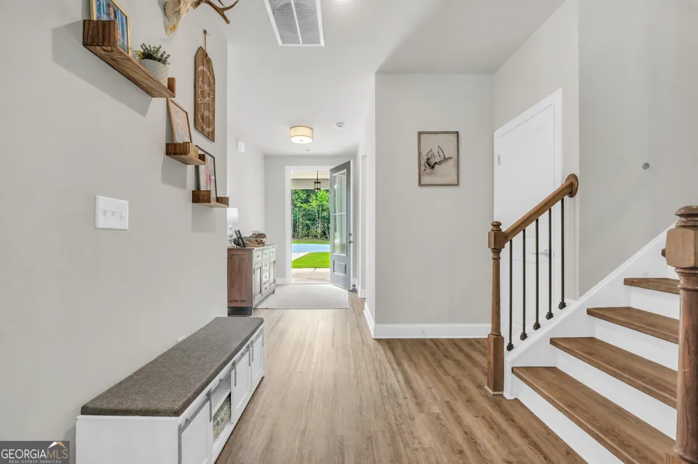201 Cooper DR Mansfield, GA 30055