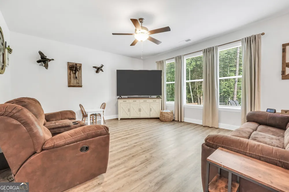 201 Cooper DR Mansfield, GA 30055