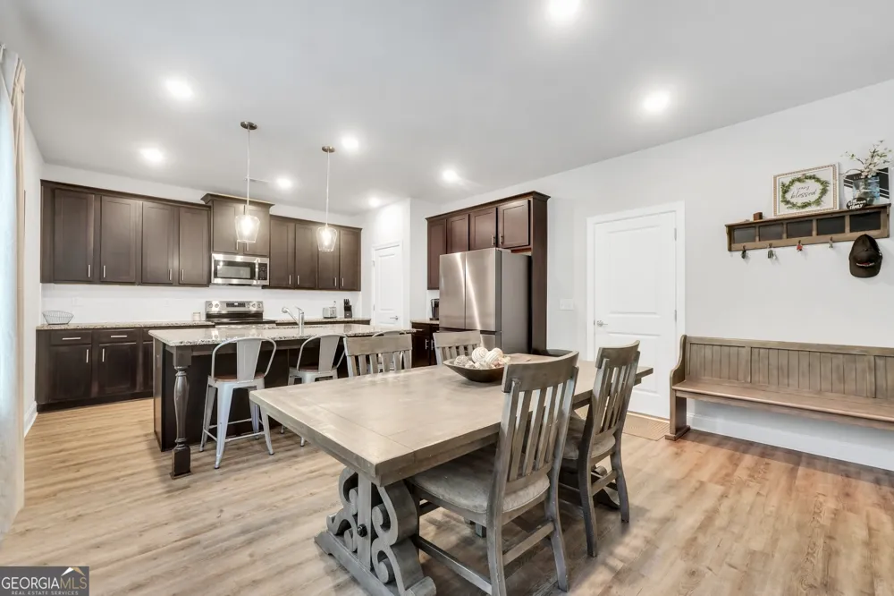 201 Cooper DR Mansfield, GA 30055