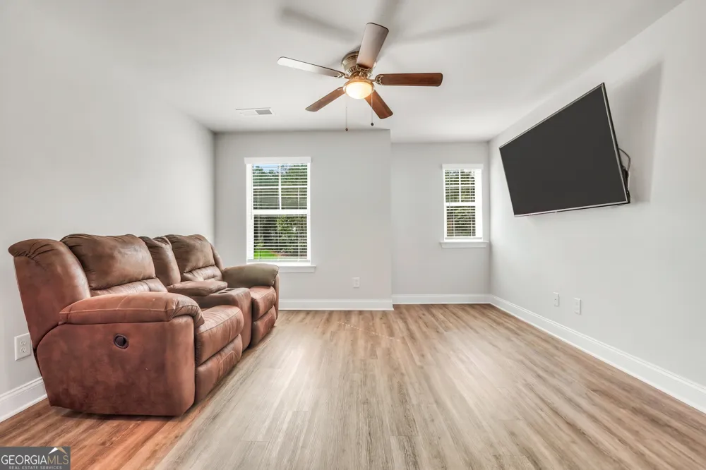 201 Cooper DR Mansfield, GA 30055