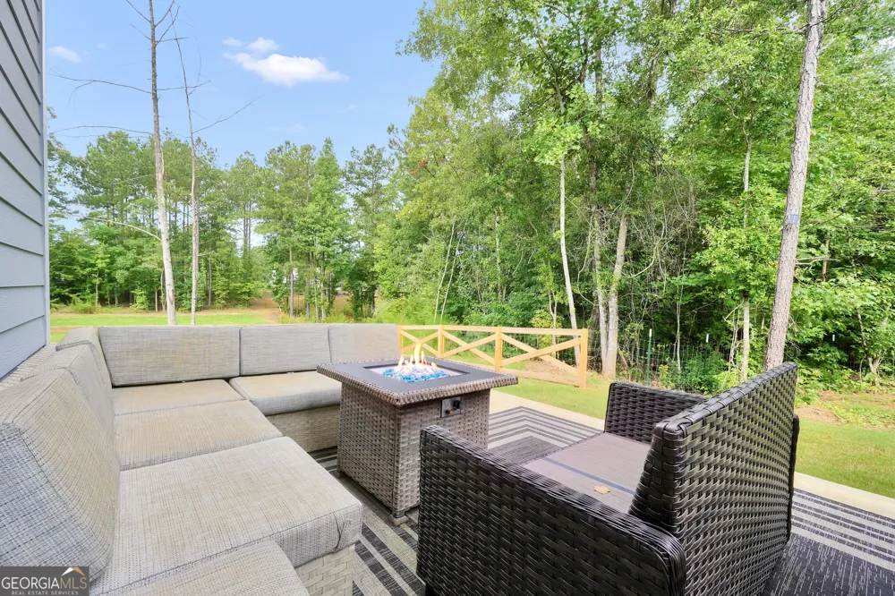 201 Cooper DR Mansfield, GA 30055