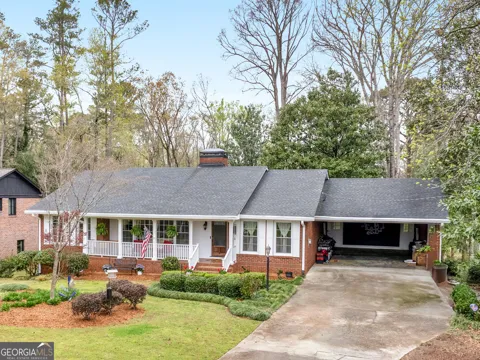 541 Pineridge RD