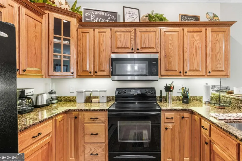 1724 Watercrest WAY Young Harris, GA 30582
