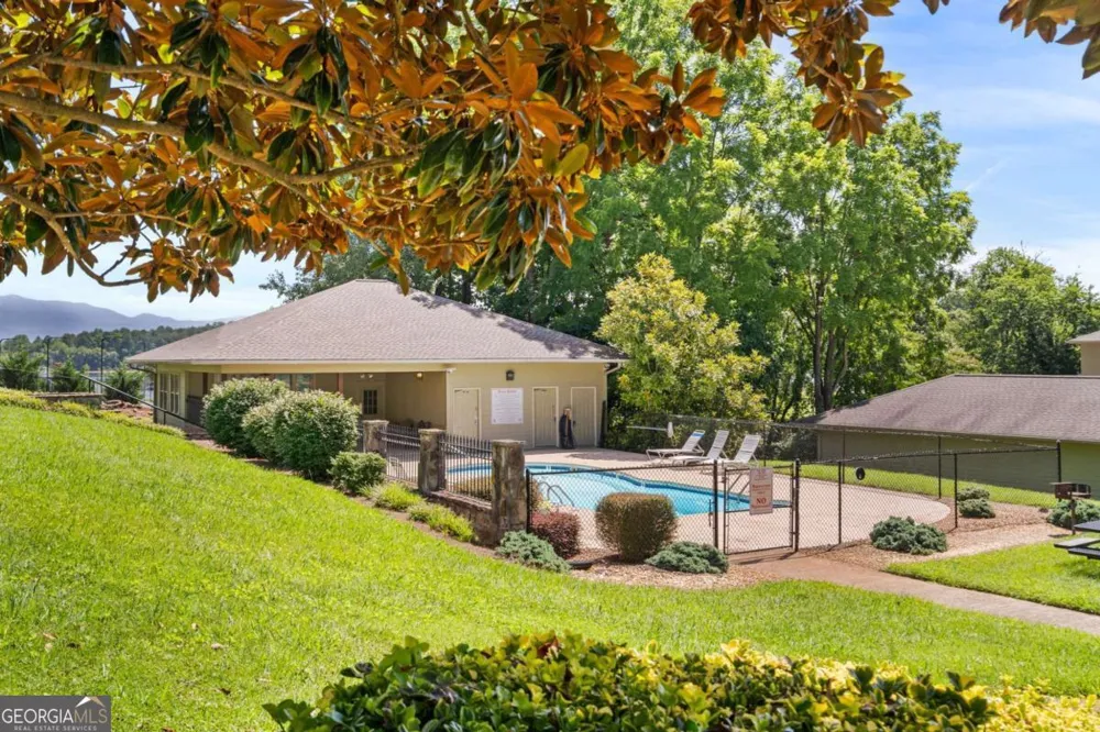 1724 Watercrest WAY Young Harris, GA 30582
