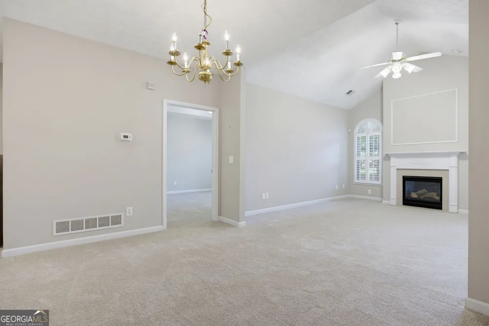 3706 Villa Springs CIR Powder Springs, GA 30127