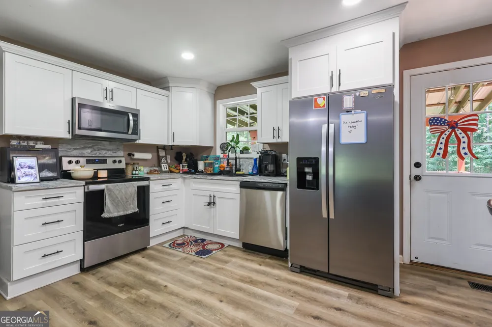 209 Ennis RD Barnesville, GA 30204