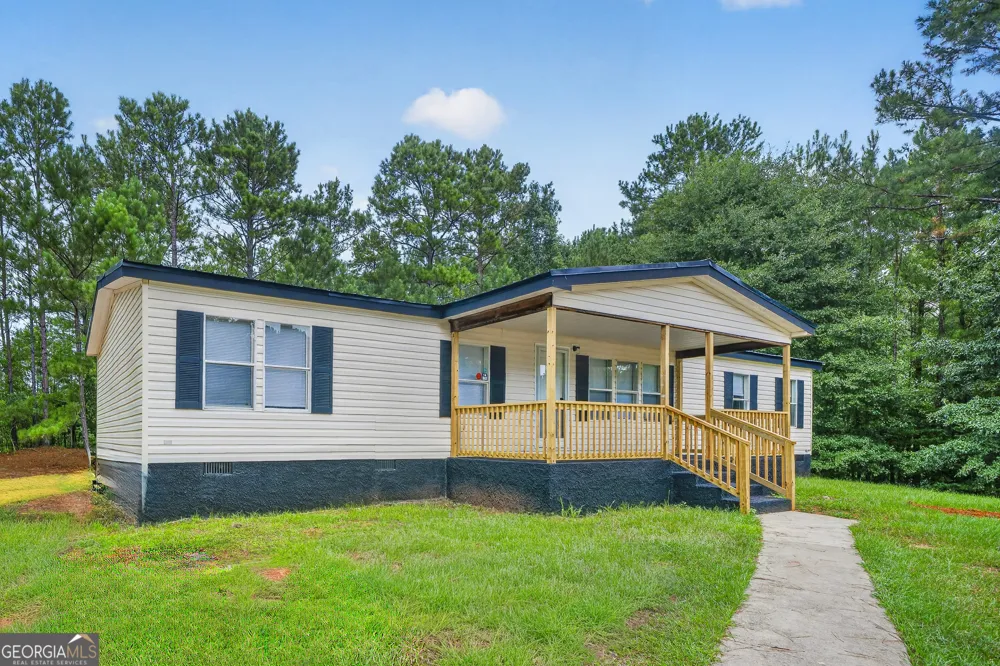 231 Locust CT SE Milledgeville, GA 31061