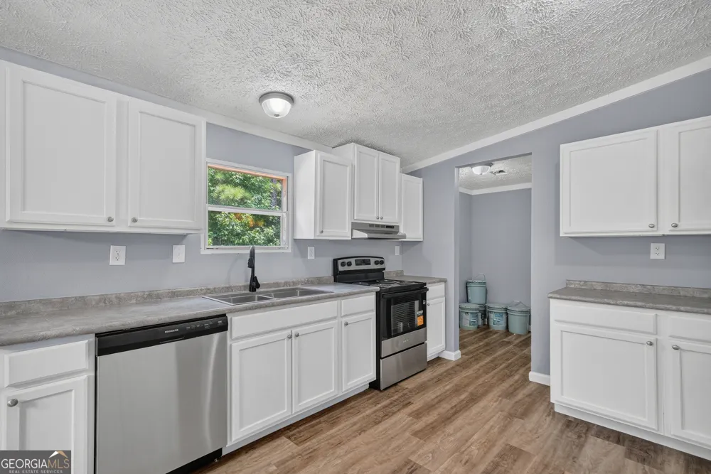 231 Locust CT SE Milledgeville, GA 31061