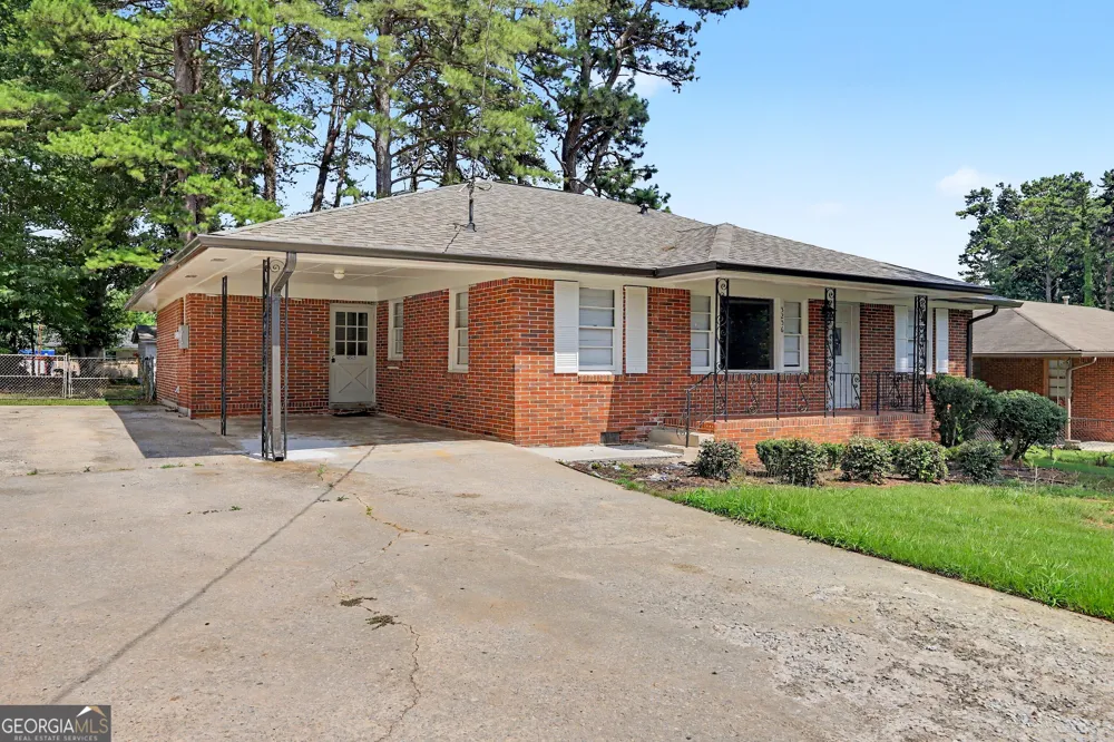 5256 Eubanks DR Morrow, GA 30260