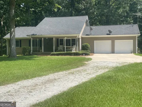 1371 Crawford RD