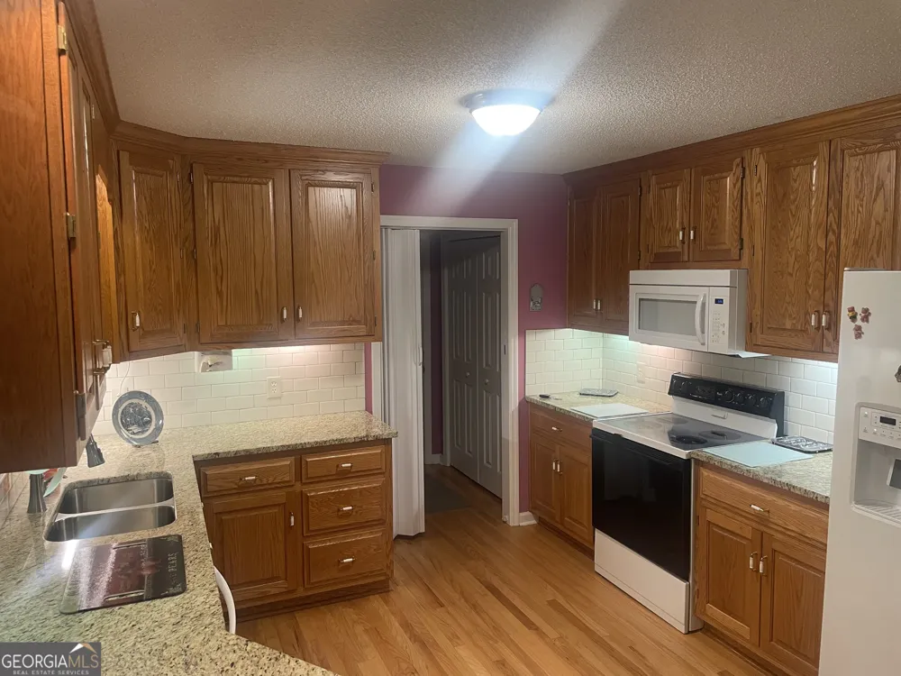 1371 Crawford RD Madison, GA 30650