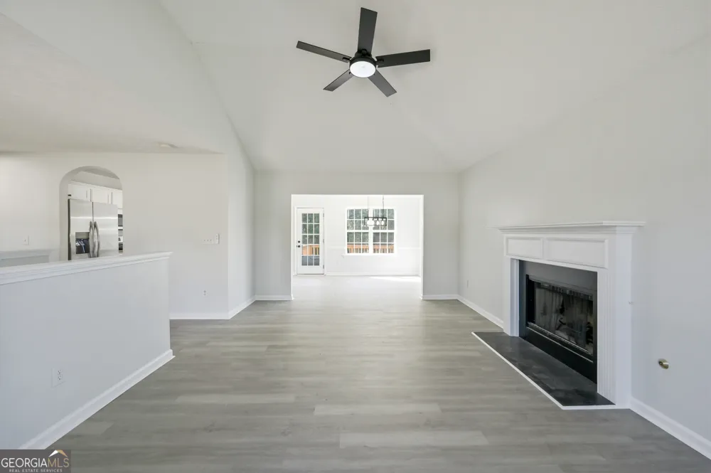 5514 Frontier CT Ellenwood, GA 30294