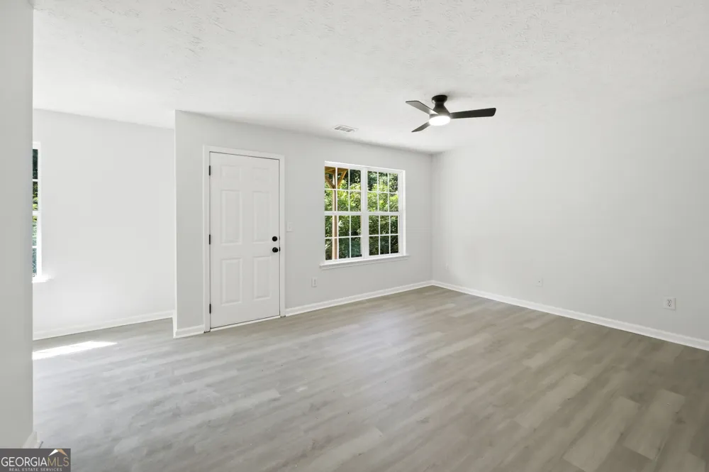 5514 Frontier CT Ellenwood, GA 30294