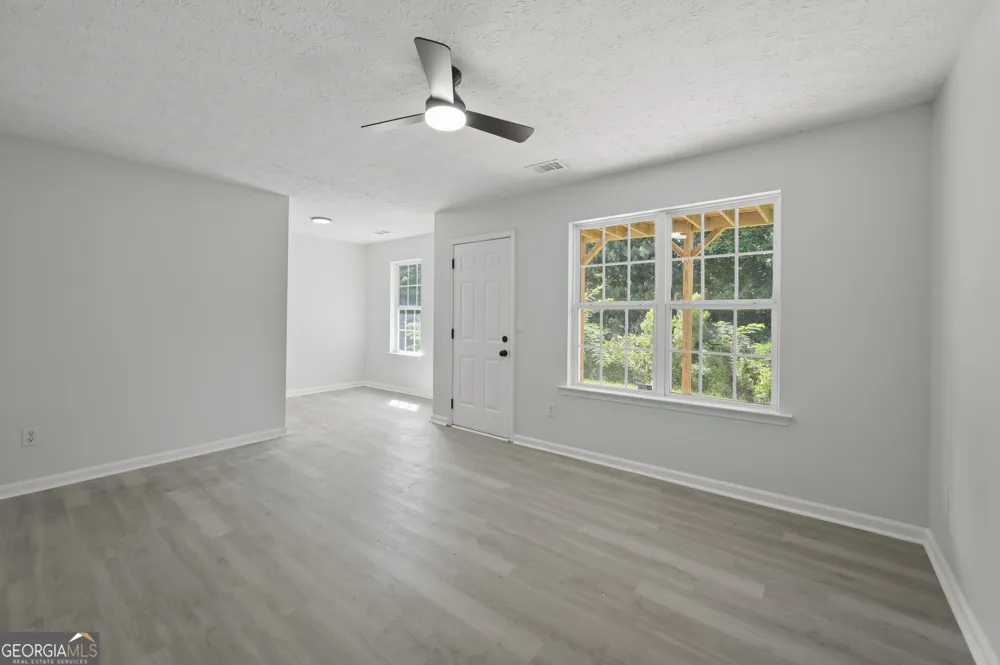 5514 Frontier CT Ellenwood, GA 30294