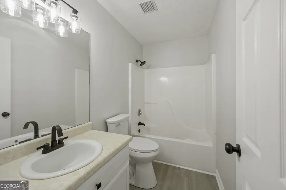 5514 Frontier CT Ellenwood, GA 30294