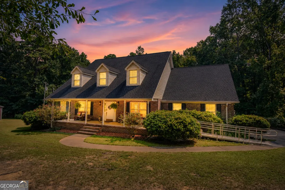 441 Campbell RD Meansville, GA 30256