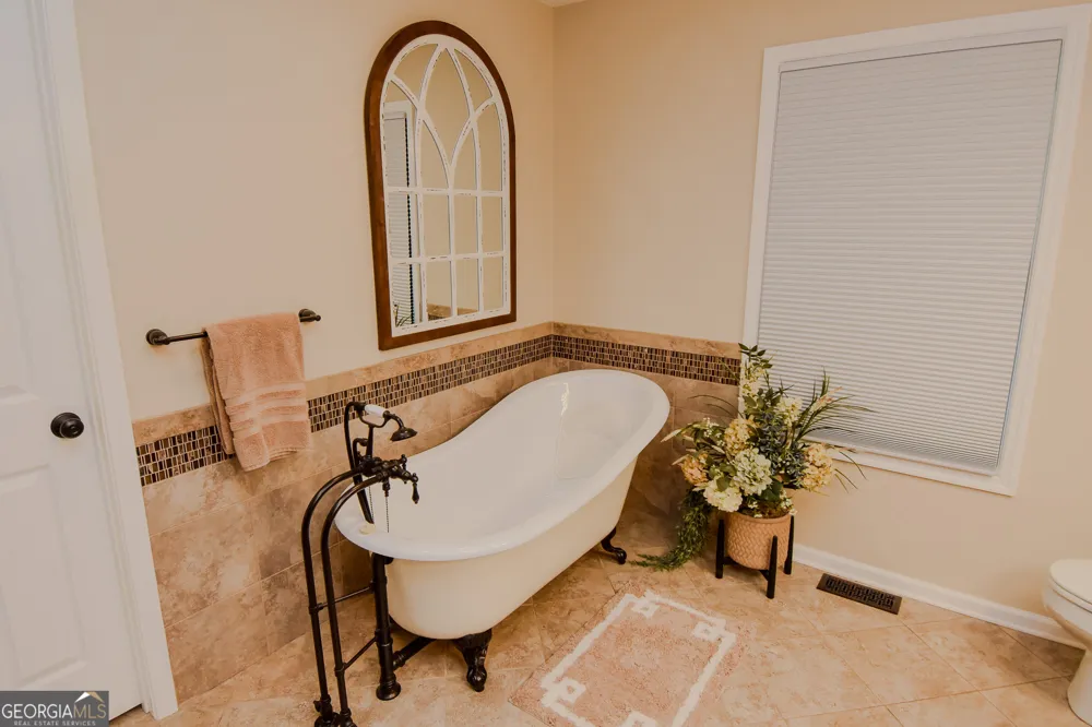 441 Campbell RD Meansville, GA 30256