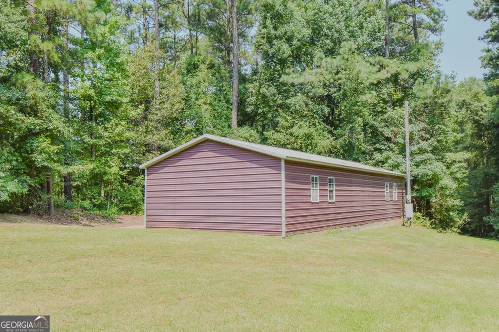 441 Campbell RD Meansville, GA 30256
