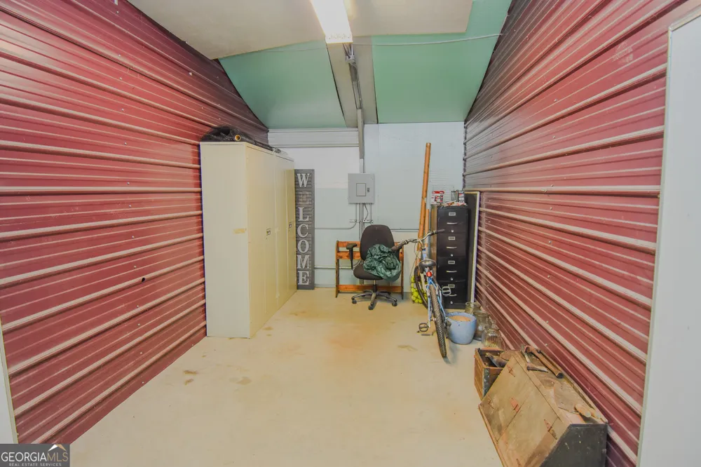 441 Campbell RD Meansville, GA 30256