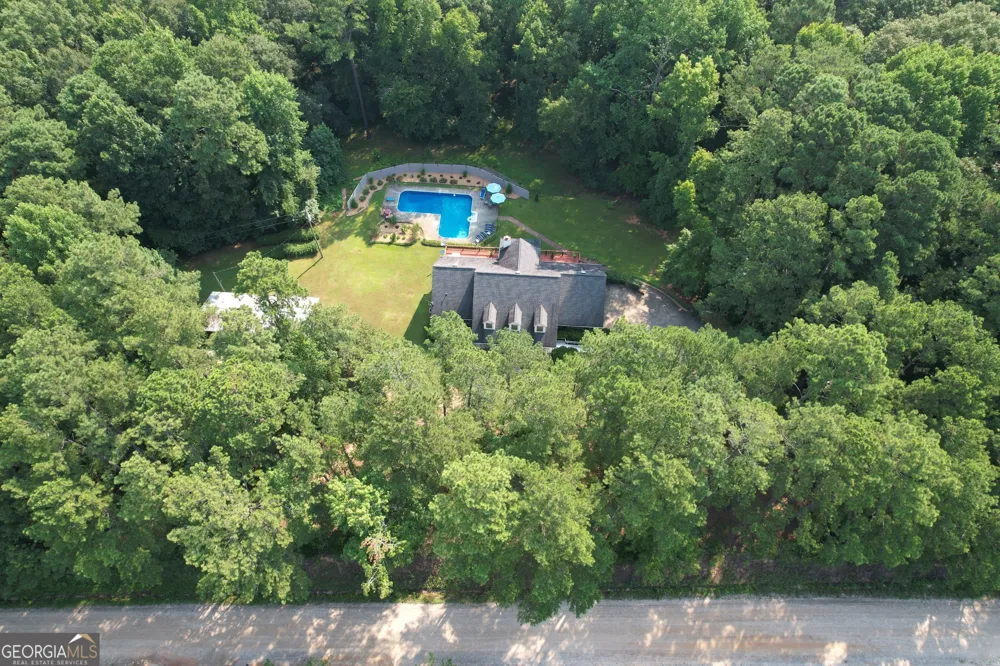 441 Campbell RD Meansville, GA 30256