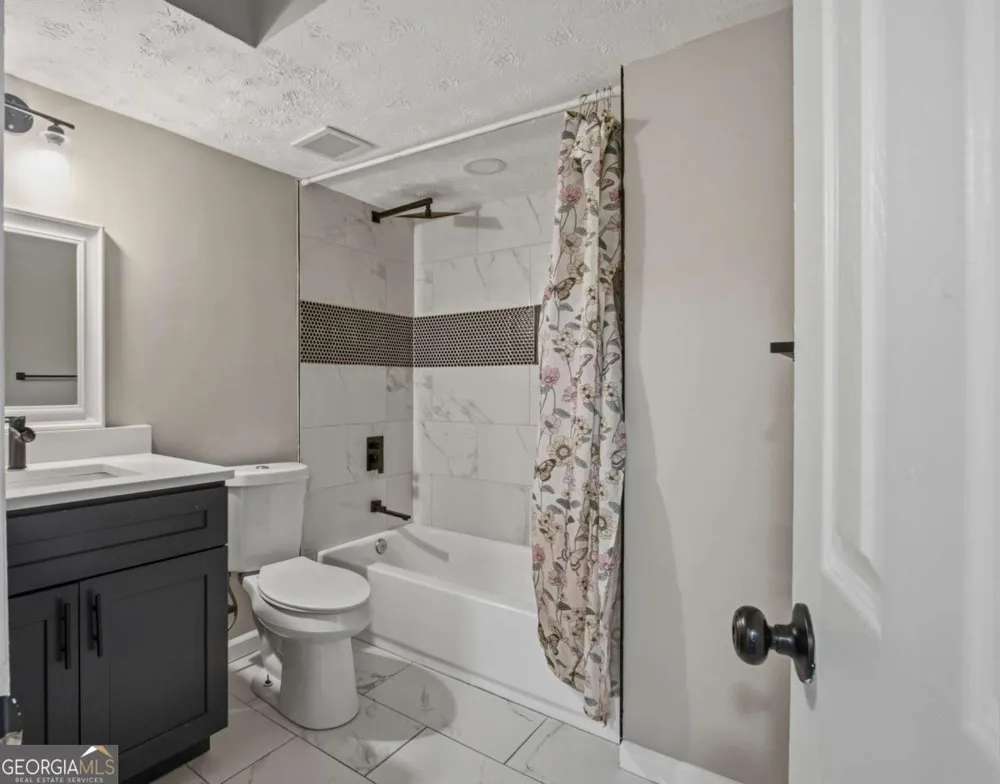 5918 Sierra DR Norcross, GA 30071
