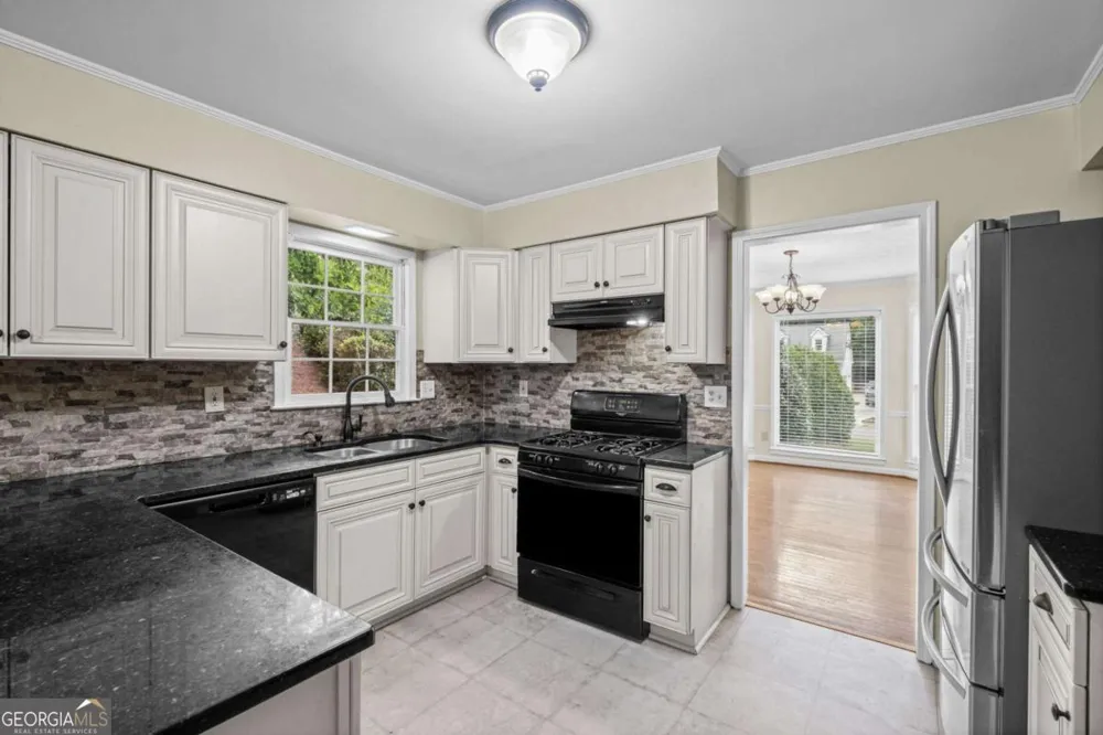 3385 New Heritage DR Johns Creek, GA 30022