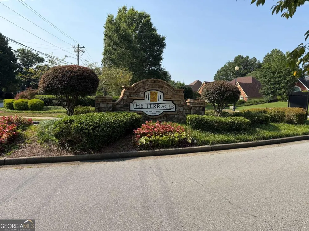 768 Laurel West LN Dacula, GA 30019