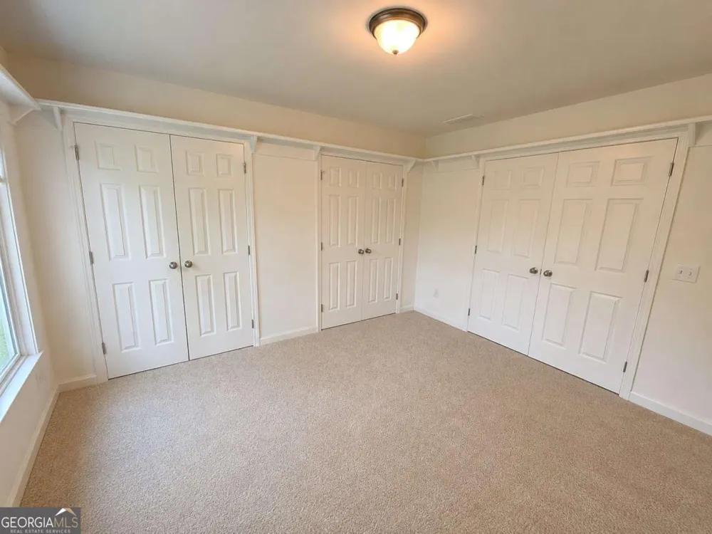 768 Laurel West LN Dacula, GA 30019