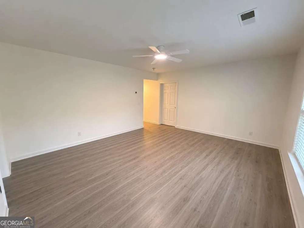 768 Laurel West LN Dacula, GA 30019