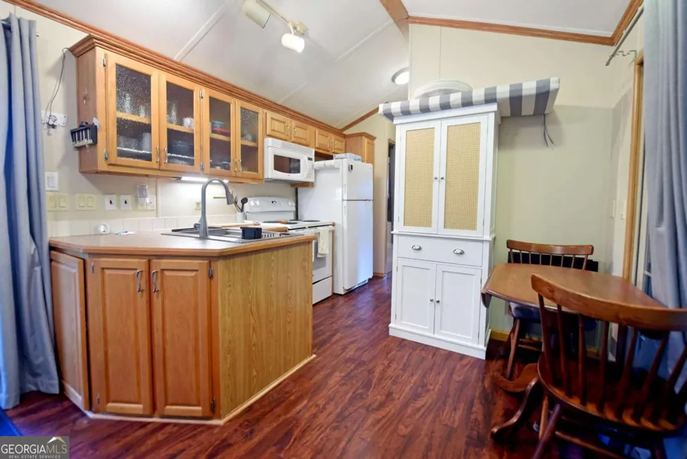 87 Chimney RDG Blairsville, GA 30512