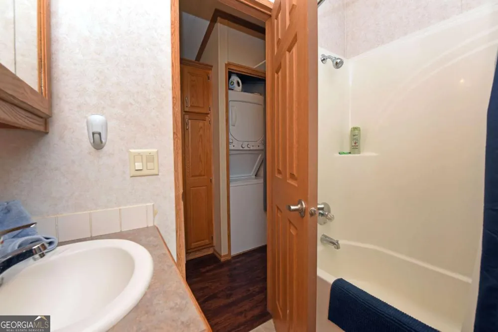 87 Chimney RDG Blairsville, GA 30512