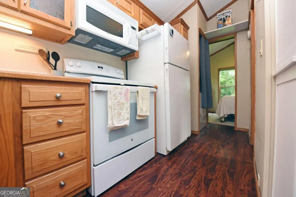 87 Chimney RDG Blairsville, GA 30512