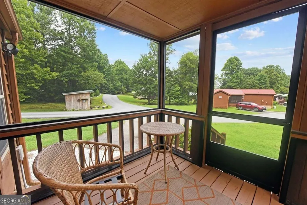 87 Chimney RDG Blairsville, GA 30512