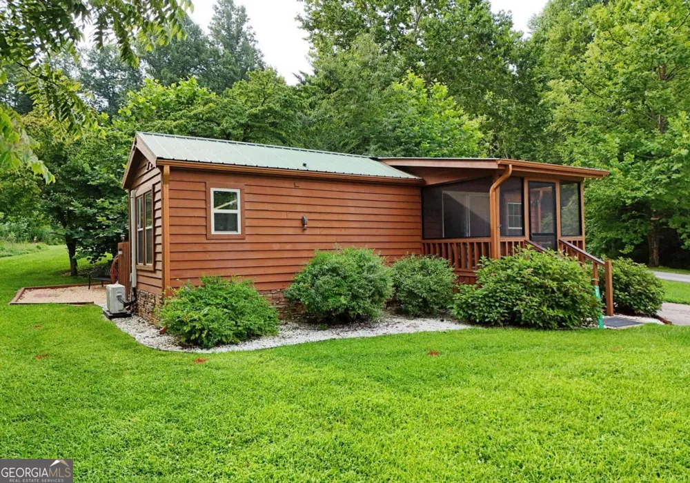 87 Chimney RDG Blairsville, GA 30512