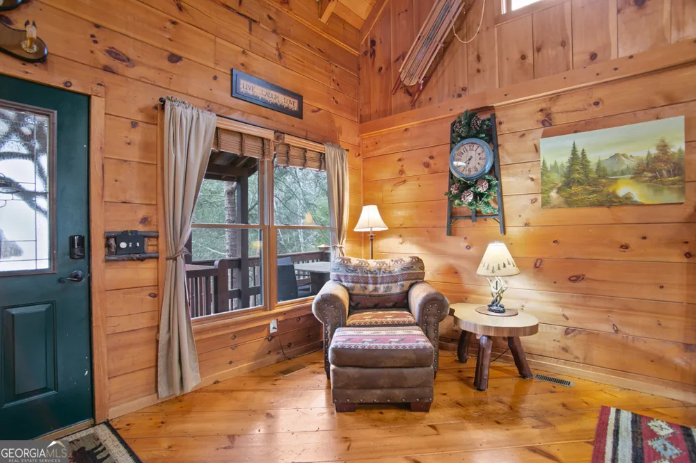 143 Kaely DR Mineral Bluff, GA 30559