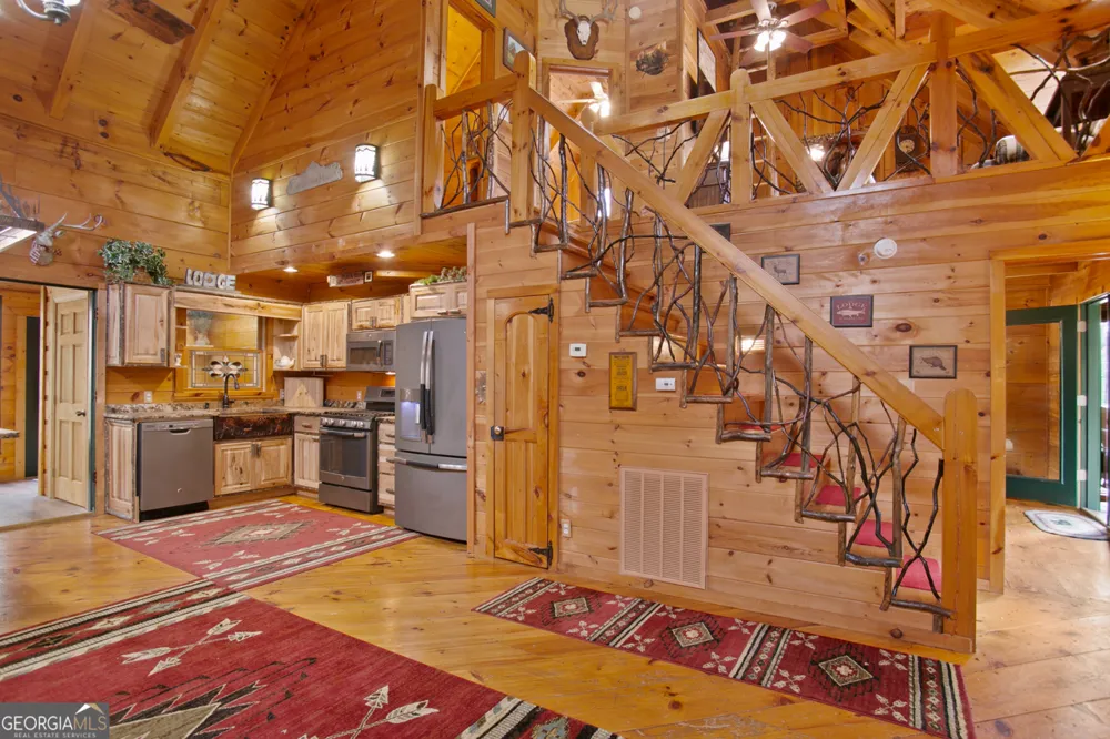 143 Kaely DR Mineral Bluff, GA 30559