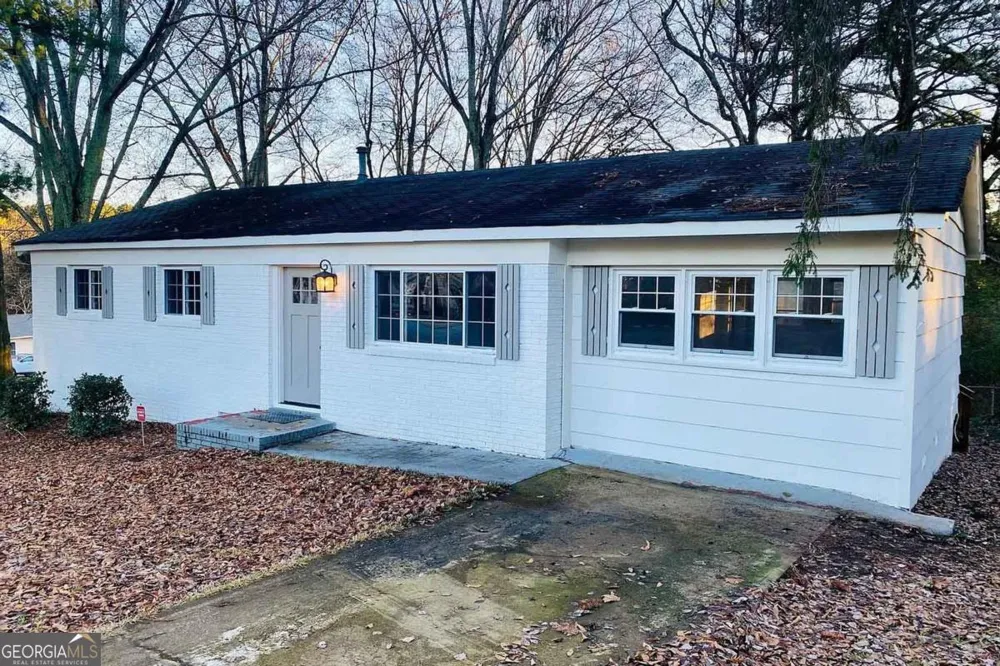 216 Devore RD Alpharetta, GA 30009