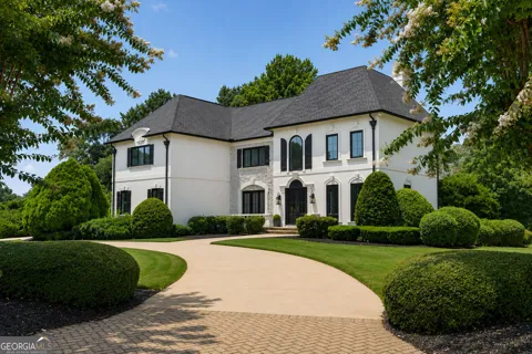 775 Champions Club DR