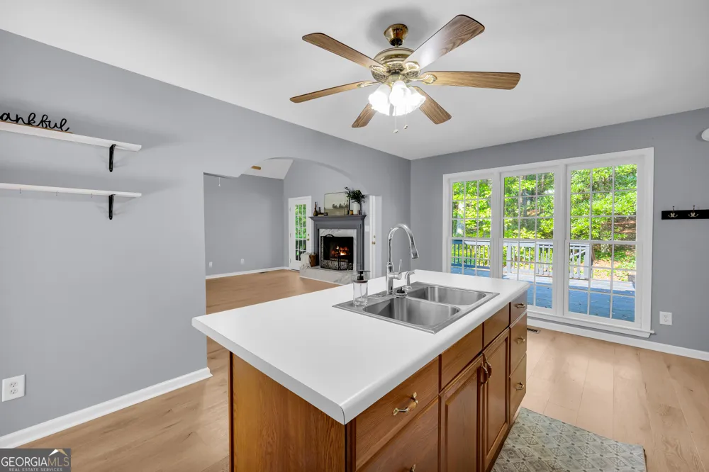 1078 Spratlin Mill RD Hull, GA 30646
