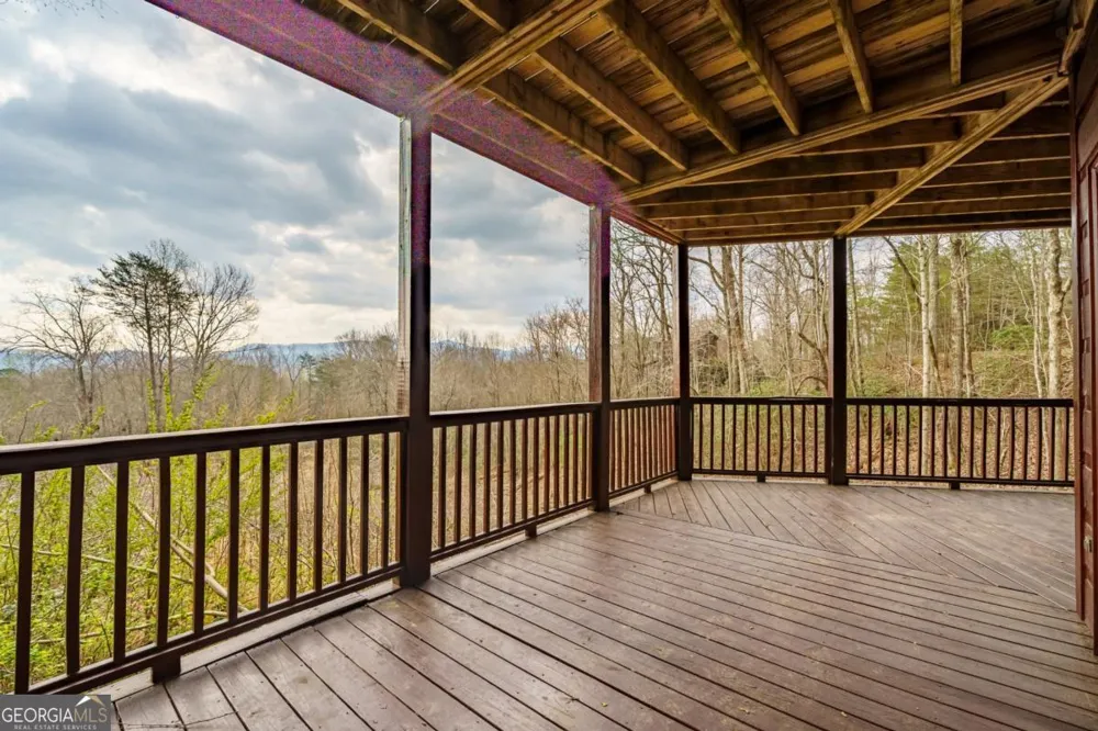 97 Fox Mountain Crossing RD Blue Ridge, GA 30513