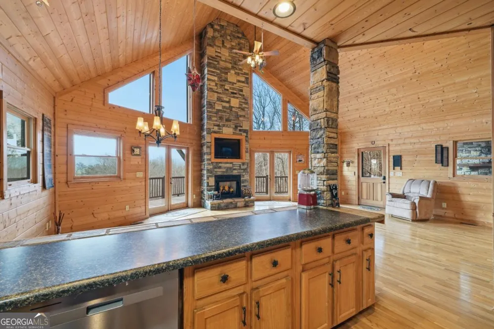 97 Fox Mountain Crossing RD Blue Ridge, GA 30513