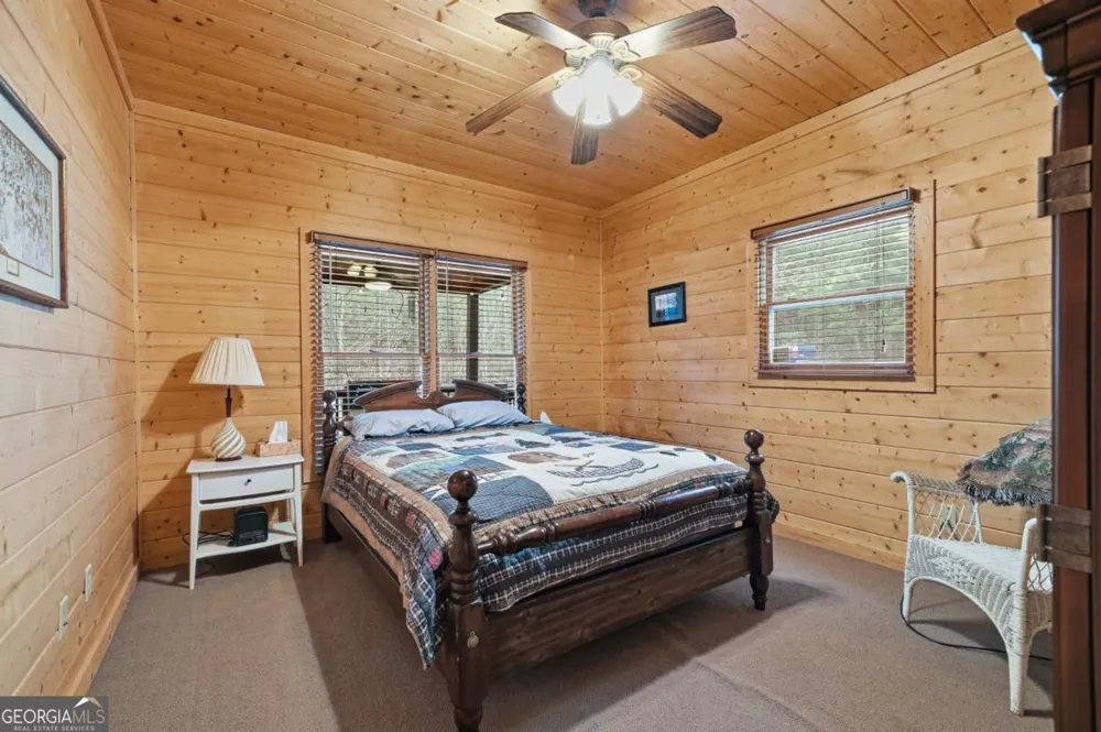97 Fox Mountain Crossing RD Blue Ridge, GA 30513