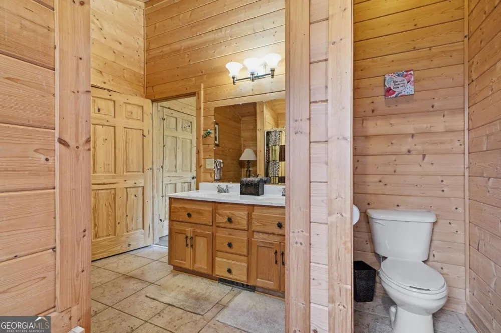 97 Fox Mountain Crossing RD Blue Ridge, GA 30513