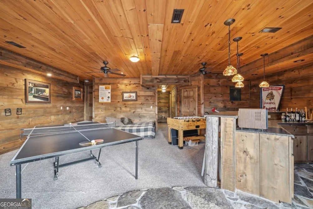 97 Fox Mountain Crossing RD Blue Ridge, GA 30513