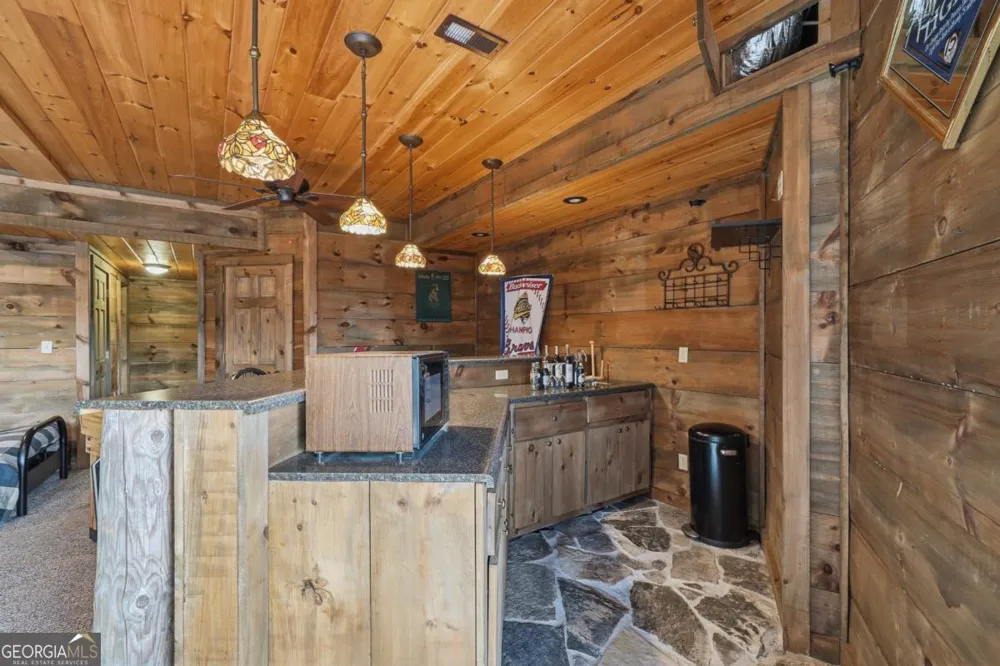 97 Fox Mountain Crossing RD Blue Ridge, GA 30513