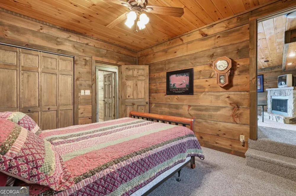 97 Fox Mountain Crossing RD Blue Ridge, GA 30513