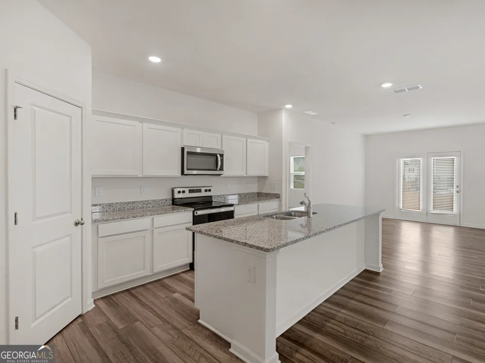 214 Georgian WAY Locust Grove, GA 30248